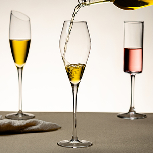 Logo personnalisé pour verres à shot de <span class=keywords><strong>champagne</strong></span> Flûte transparente Verre à boire en cristal de haute <span class=keywords><strong>qualité</strong></span> <span class=keywords><strong>Meilleur</strong></span> <span class=keywords><strong>prix</strong></span> Usine chinoise - Product Image 2