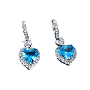 Orecchini pendenti da donna con pietra a forma di cuore blu, gioielli eleganti e alla moda - Product Image 4