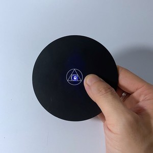 RGB Farbwechsel PVC-Getränkeuntersetzer Berührungslose Leuchtunterlage für Hochzeits-Getränkedekoration, Partyzubehör Geschenkbox - Product Image 4