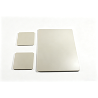 Sets de table et sous-verres personnalisés imprimés sur mesure France Design pour tables à manger, décoration intérieure, hôtels, cafés, restaurants, coffret cadeau