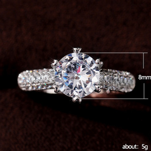 Anello a Forma di Cuore con Sei Punte e Cristalli Pavé per Donne, Tono Argento, Accessorio per Uso Quotidiano e Feste - Product Image 5