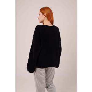 Pull noir ample et moelleux pour femme, décontracté, à manches longues, anti-boulochage, en tricot - Product Image 1