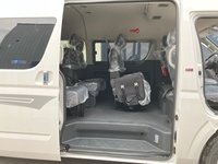 Bus léger Foton Toano 15 places, fourgonnette Foton Cargo, minibus essence