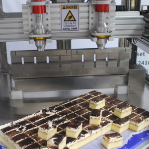 Équipement Commercial de Découpe Ultrasonique pour Gâteaux, Desserts, Nougats, Flocons de Neige et Produits de <span class=keywords><strong>Boulangerie</strong></span> - Product Image 4