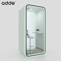 Cabine de studio modulaire insonorisée de luxe moderne en alliage d'aluminium pour l'enregistrement vocal et les appels téléphoniques en extérieur