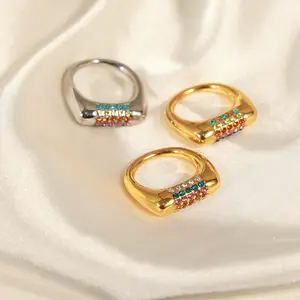 Chic หรูหราที่มีสีสันCubic Z Irconiaผู้หญิงแหวน 18K Gold Platedสแตนเลสเพชรเชคแต่งงานหมั้นแหวนนิ้ว