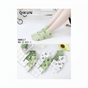 ถุงเท้าผ้าฝ้ายผู้หญิงระบายอากาศสไตล์ญี่ปุ่นลูกเรือลายหัวใจปักลายการ์ตูนรูปหัวใจสำหรับฤดูใบไม้ผลิฤดูหนาว - Product Image 1