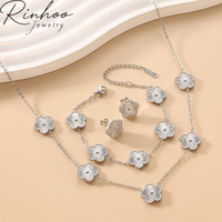 Superbe ensemble de bijoux INS tendance en acier titane de 13 mm avec trèfle à cinq feuilles porte-bonheur : collier, bracelet et boucles d'oreilles pour femme