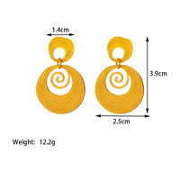 Boucles d'oreilles pendantes géométriques plaquées or 18 carats, texture pain, spirale texturée, pour usage quotidien et événements festifs