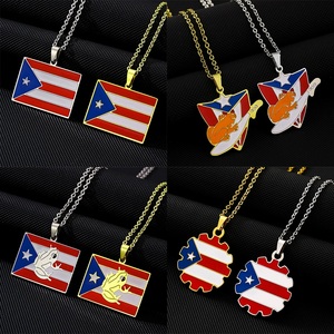 Collar con colgante <span class=keywords><strong>de</strong></span> mapa <span class=keywords><strong>de</strong></span> <span class=keywords><strong>Puerto</strong></span> <span class=keywords><strong>Rico</strong></span> chapado en <span class=keywords><strong>oro</strong></span> <span class=keywords><strong>de</strong></span> 18 quilates <span class=keywords><strong>de</strong></span> fábrica <span class=keywords><strong>para</strong></span> hombres y mujeres Collar con bandera puertorriqueña esmaltada <span class=keywords><strong>de</strong></span> acero inoxidable - Product Image 2