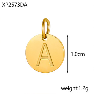 Dijes Iniciales en Forma de Disco |   Colgante de Moneda con Letra del Alfabeto en Acero Inoxidable Chapado en Oro PVD de 18K para la Fabricación de Joyas |   Resistente al agua y duradero - Product Image 5