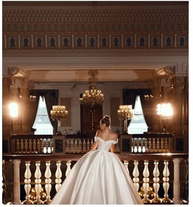 Novedad <span class=keywords><strong>Vestido</strong></span> de Novia de Satén en Tallas Grandes Trajes de Novia de Lujo en Satén Blanco <span class=keywords><strong>Vestido</strong></span> de <span class=keywords><strong>Boda</strong></span> <span class=keywords><strong>Civil</strong></span> - Product Image 4
