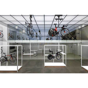 Accessoires de vélo électrique moderne, luminaires, magasin de vélo de détail personnalisé, Design d'intérieur pour hommes, Kit de cyclisme de montagne, présentoir au sol - Product Image 2