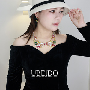 Set di Collana e <span class=keywords><strong>Orecchini</strong></span> con Fiori in Zirconi Multicolore di Lusso per Donne, Eleganti Gioielli in Cristallo per Matrimoni, Feste e Abiti da Sera - Product Image 3