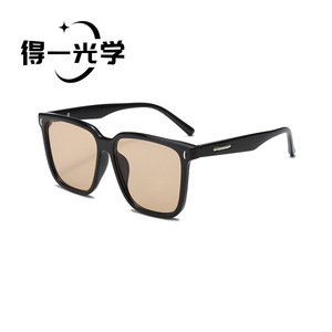 De Yi <b>Optics</b> Square Sunglasses UV400 PC Frame Unisex For Outings Cycling <b>Driving</b> - Product Image 3