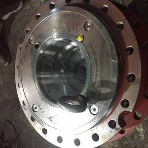 ชุดลดความเร็ว Rexroth GFT26 88 กิโลวัตต์ 2000 รอบต่อนาที อินพุต 200 รอบต่อนาที เอาท์พุต 62 ต่อ 1 ติดตั้งแนวนอน ใช้กับรถบดถนน - Product Image 1