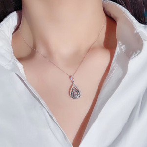 Collana con Ciondolo a Goccia di Cristallo per Donne, Stile Otto Cuori e Frecce, Catena per Clavicola - Product Image 4