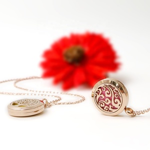 Collier diffuseur d'huiles essentielles électriques en or rose réglable de 24 pouces pour femmes, pendentif pour voiture, 1 an de garantie pour la maison - Product Image 4