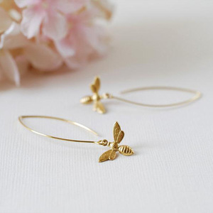 Pendientes de abeja para mujer, estilo vintage, joyería de moda con diseño de insecto - Product Image 5