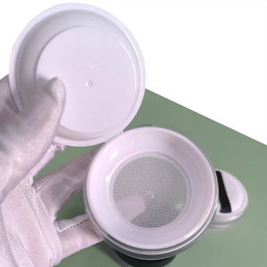 Pepper Powder Dispenser 15g Mirrorless Screw Top Round Portable Container With Powder Puff Flip Top Elastic <b>Mesh</b> - Product Image 3