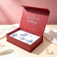 Boîte cadeau en papier rigide magnétique personnalisée rose rouge, boîte en carton rigide de luxe pour ensemble de massage au quartz, cosmétiques, bijoux