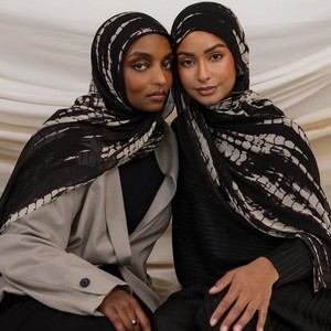 Écharpe longue personnalisée en satin de coton polyester imprimé, chaude, quatre saisons, style arabe, Moyen-Orient, turc, musulman, pour femme, collection 2026 - Product Image 1