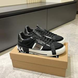 2025 Spring Durable Thick Sole Lace-Up Low-top <strong>Shoes</strong> for Men and Women - Product Image 1