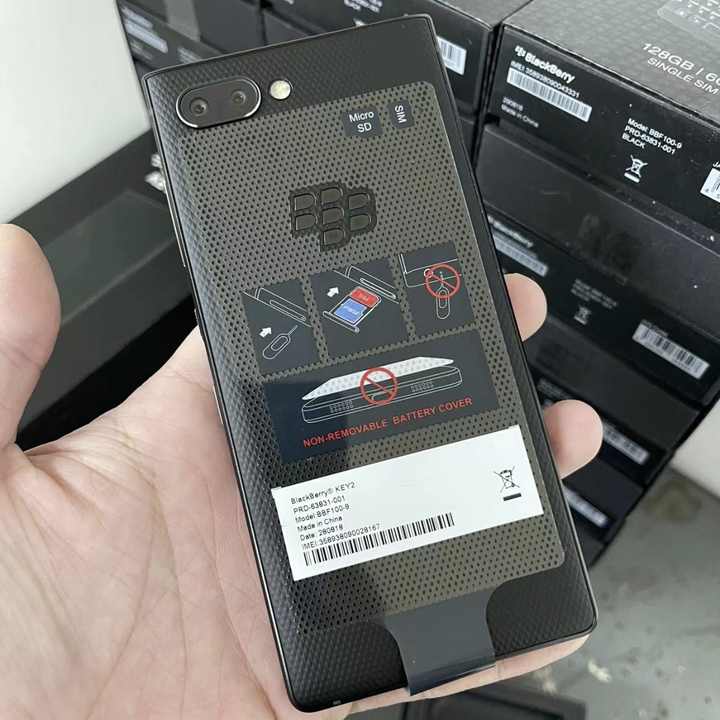 BlackBerry うつす KEY2 BBF 100-9 black