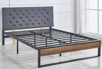 Cadre de lit en métal Q19 avec tête de lit capitonnée en tissu et pied de lit en bois, lit plateforme pour la maison et l'hôtellerie, vente en gros de cadres de lit en métal OEM