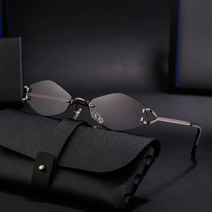 Gafas de Sol de Diamante Sin Marco Personalizadas para Mujer, Protección UV400, Lentes de PC, Estilo Instagram, Moda Urbana, Origen Taizhou - Product Image 4