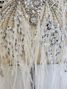 Aplique <span class=keywords><strong>de</strong></span> Lujo para Vestido <span class=keywords><strong>de</strong></span> Novia, <span class=keywords><strong>Blanco</strong></span>, Grande, Brillante, con Cuentas y Plumas <span class=keywords><strong>de</strong></span> <span class=keywords><strong>Avestruz</strong></span> - Product Image 2