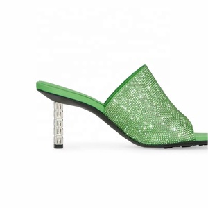 Sandalias de tacón de aguja plateadas con diamantes para mujer, zapatos de vestir de tacón alto fino, mules de fiesta con punta abierta - Product Image 2