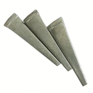 Clip de fixation intégré pour tuyaux d'eau et de plomberie, à fixation par clou, pour plafonds - Product Image 1