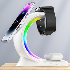 <span class=keywords><strong>Cargador</strong></span> Inalámbrico Rápido Magnético Certificado 3 en 1 de 15W para iPhone, Relojes Inteligentes y Teléfonos Móviles con Puerto Tipo-C OEM - Product Image 1