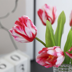 Flores Artificiales <span class=keywords><strong>de</strong></span> Alta Calidad, <span class=keywords><strong>Tulipán</strong></span> Artificial Realista al Tacto, Tallo <span class=keywords><strong>de</strong></span> <span class=keywords><strong>Tulipán</strong></span> Sintético Individual para Arreglos Florales, Decoración del Hogar y Fiestas - Product Image 4