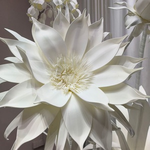 Fleurs géantes en <span class=keywords><strong>papier</strong></span> écologiques, créatives et personnalisables pour la photographie, la décoration <span class=keywords><strong>de</strong></span> scènes et les salles <span class=keywords><strong>de</strong></span> diffusion en direct des influenceurs - Product Image 3