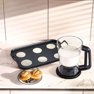 Wholesale Batter Separator Dispenser with Measuring Label Squeeze Handle for Pancake Cookie Cake Waffle Storage - Product Image 5