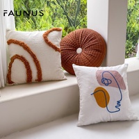 Coussin décoratif géométrique tufté caramel à motif à carreaux nordique pour canapé de salon, coussin noué et coussins décoratifs de designer