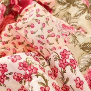 Élégant ensemble de couette réversible AllSeason Cmfshape avec taies <span class=keywords><strong>d</strong></span>'<span class=keywords><strong>oreiller</strong></span> Queen Size <span class=keywords><strong>90x90</strong></span> Romantic Pink - Product Image 2