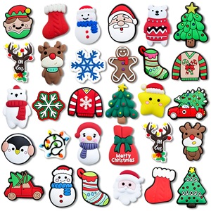 Charmes de noël mignon dessin animé bricolage sandales Bracelets anniversaire Festival fête faveurs décorations de chaussures Designer breloques chaussures breloques - Product Image 1