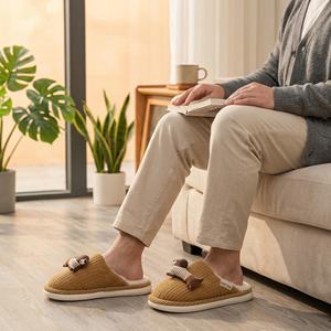 Al por mayor Yearning Unisex Invierno Pantuflas Cerradas Impermeables Transpirables Ligeras de Felpa de Cintura Gruesa para Masaje de Pies - Product Image 4