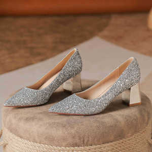 Escarpins à paillettes 6555E à bout pointu et talon carré, chaussures de mariée et de soirée - Product Image 1