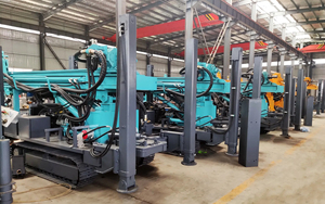 200m Factory Water Well Drilling Rig zur Miete mit Mund Pump Air Compressor Crawler Type - Product Image 6