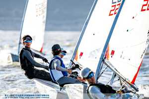 ILCA 4 de 4.2m, Versión de Primera Categoría, Velero de Competición para Entrenamiento Juvenil, Velero de Alta Velocidad de Fibra de Vidrio para Carreras en Ríos y al Viento - Product Image 3
