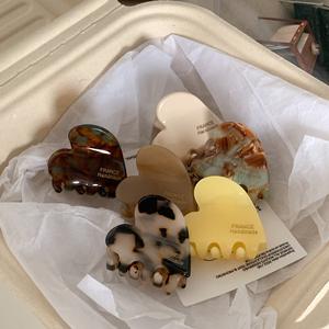 Fermagli per capelli dolci in acetato colorato a forma di cuore di piccole dimensioni stile coreano - Product Image 4