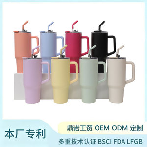 Stainless Steel Insulated Tumbler 304 Double Lid <b>Large</b> Capacity Portable Car <b>Mug</b> Travel Thermos With Straw - Product Image 4