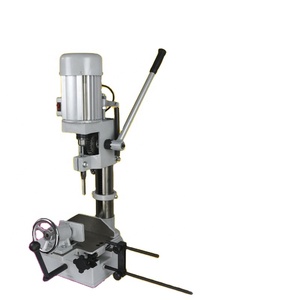 Máquina Mortajadora de Madera Semiautomática MK361A de 1200W y 220V con Capacidad de 3/8 Pulgadas para Manualidades de Bricolaje en Madera - Product Image 4