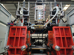 Machine de fabrication entièrement automatique de bouteilles PE-HD Pichet en PE pour produits chimiques cosmétiques Tambour de bouteilles d'extrusion de canette de 5 <span class=keywords><strong>litres</strong></span> - Product Image 2