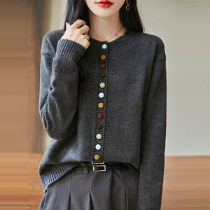 2025 factory direct sales new long-sleeved sweater fashion knitted <b>cardigan</b> women's <b>coat</b> - Product Image 3