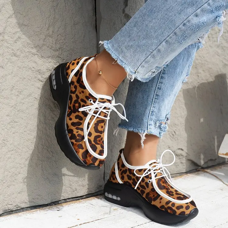 Hot Sale Leopard Women Sneakers Shoes Large Size Canvas Trendy Shoes Platform Chunky Walking Style Shoes